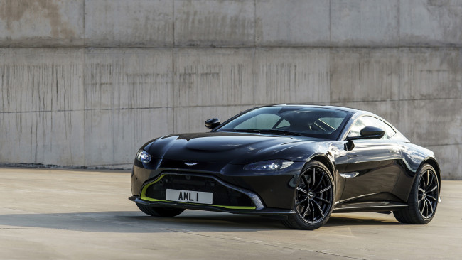 Обои картинки фото aston martin vantage 2019, автомобили, aston martin, aston, martin, чёрный, 2019, vantage