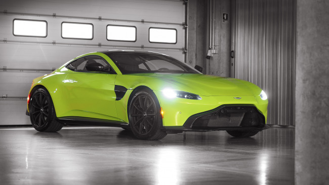 Обои картинки фото aston martin vantage 2019, автомобили, aston martin, 2019, vantage, aston, martin, салатовый