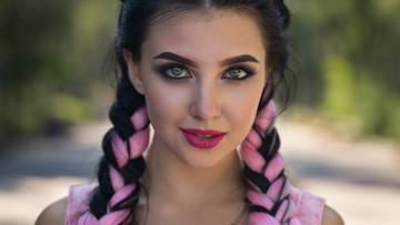 Картинка девушки кристина+романова портрет косы