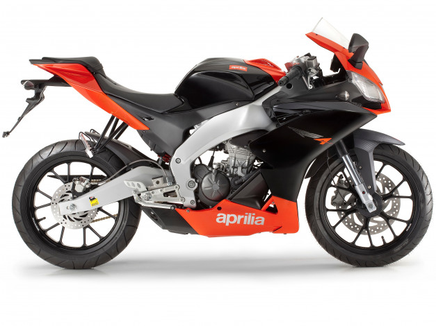 Обои картинки фото мотоциклы, aprilia