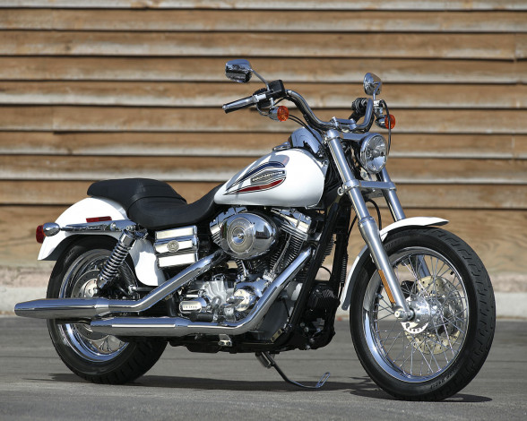 Обои картинки фото мотоциклы, harley, davidson