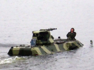 Картинка разведывательная машина брм 4к техника военная