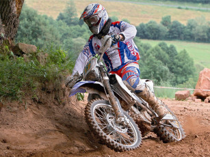 Картинка спорт мотокросс