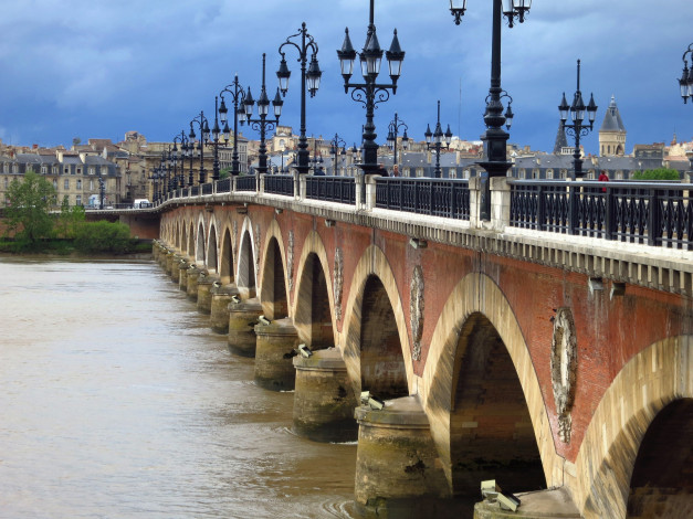 Обои картинки фото города, мосты, светильники, вода