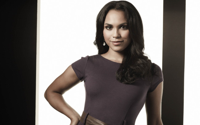 Обои картинки фото Monica Raymund, девушки