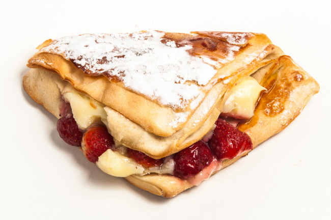 Обои картинки фото еда, хлеб,  выпечка, слойка