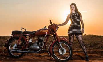 Картинка мотоциклы мото+с+девушкой девушки