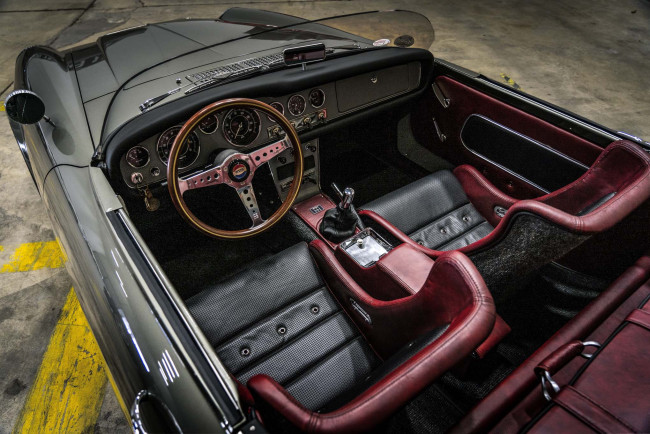 Обои картинки фото автомобили, интерьеры, datsun, custom, roadster