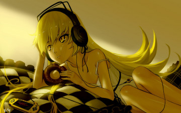 Картинка аниме bakemonogatari oshino+shinobu девушка платье шлем пончик еда наушники psp клетчатый кровать подушка