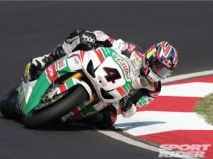 Картинка спорт мотоспорт castrol