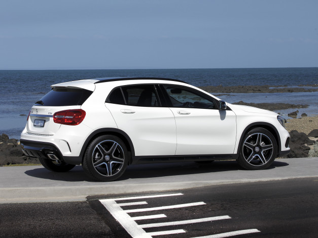 Обои картинки фото автомобили, mercedes-benz, amg, cdi, gla, 200, sport, светлый, 2014г, x156, au-spec, package