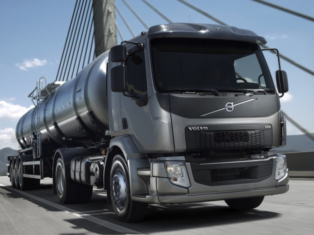 Обои картинки фото автомобили, volvo trucks, 2014г, tractor, 4x2, vm, 330, volvo