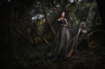 Картинка девушки -unsort+ азиатки платье деревья природа лес девушка сумрак