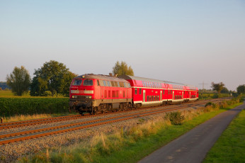 Картинка техника поезда железная дорога рельсы локомотив состав