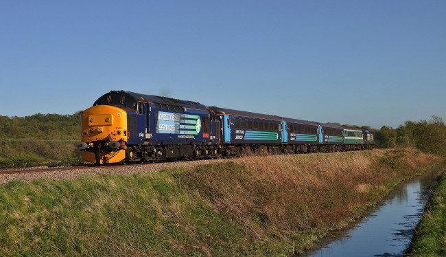 Обои картинки фото техника, поезда, железная, дорога, рельсы, локомотив, состав