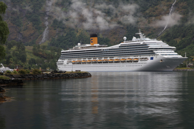 Обои картинки фото costa fortuna, корабли, лайнеры, лайнер, круизный