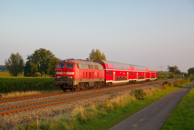 Обои картинки фото техника, поезда, железная, дорога, рельсы, локомотив, состав