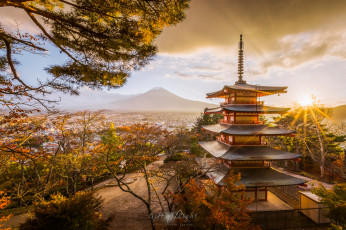 Картинка города -+пейзажи гора храм