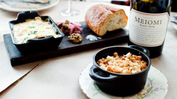 Картинка еда вторые+блюда вино багет запеканка