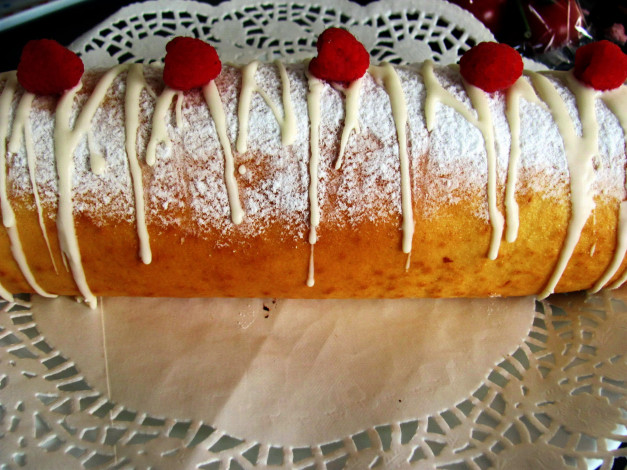 Обои картинки фото еда, пирожные,  кексы,  печенье, бисквитный, рулет