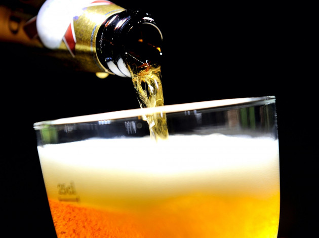 Обои картинки фото еда, напитки,  пиво, пена, пиво, бокал