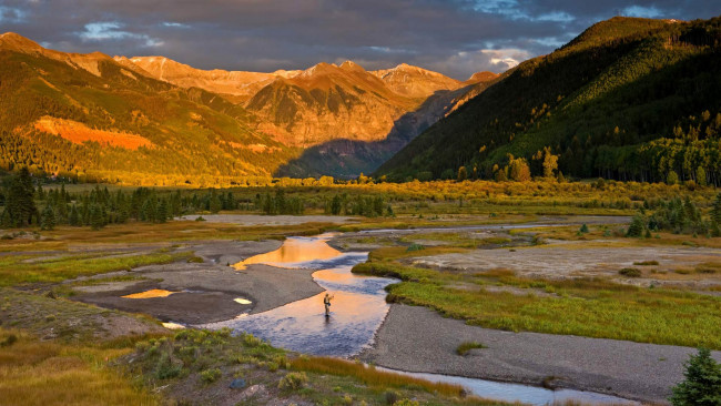 Обои картинки фото природа, реки, озера, сша, горы, рыбак, колорадо, река