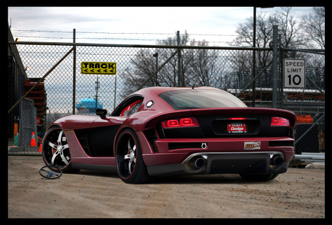 Обои картинки фото dodge viper, автомобили, виртуальный тюнинг, dodge, viper, srt, 10, acr, мощь, скорость, у, этого, парня, в, крови