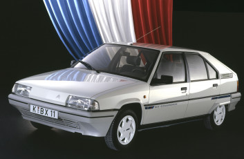 Картинка автомобили citroen ds