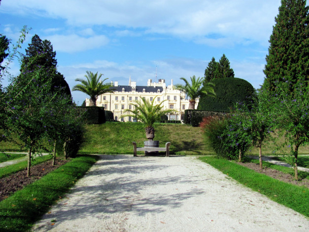 Обои картинки фото lednice castle, города, замок леднице , чехия, lednice, castle