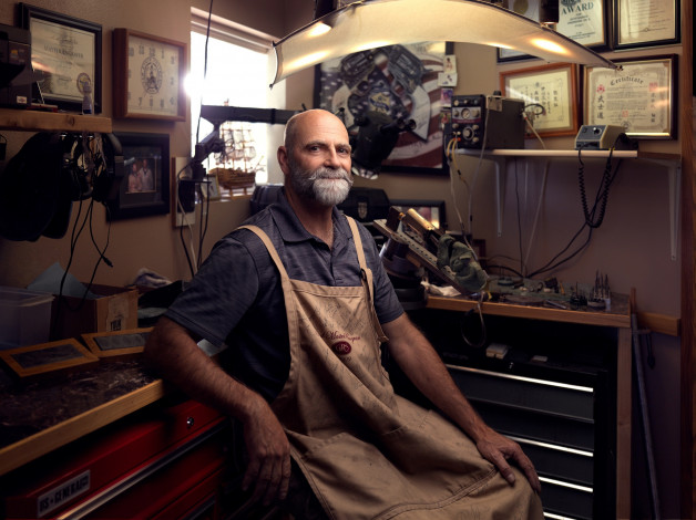 Обои картинки фото мужчины, - unsort, мастер, борода, фартук