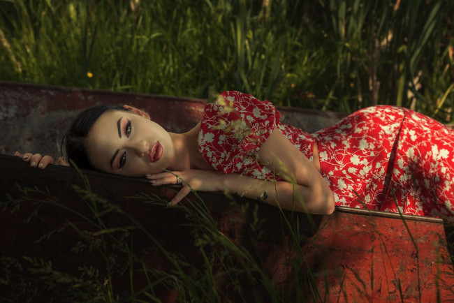 Обои картинки фото девушки, - брюнетки,  шатенки, девушка, красивая, супер, секси, няша, нежная, классная, модница, лапочка, мадам