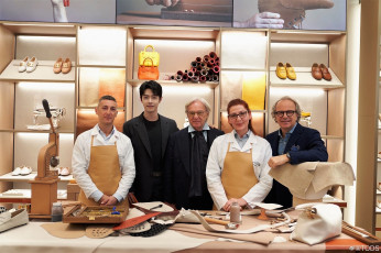 Картинка разное знаменитости сяо чжань люди мастера обувь полки