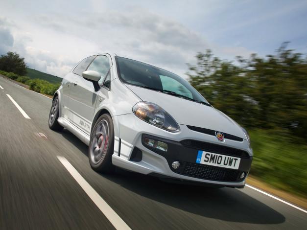 Обои картинки фото abarth, punto, evo, 2010, автомобили, fiat