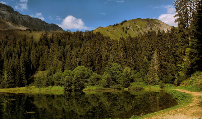 Обои картинки фото природа, реки, озера, горы, лес, озеро