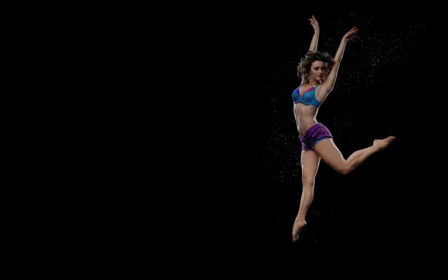 Обои картинки фото -Unsort Креатив, девушки, unsort, креатив, капли, танец