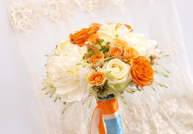 Обои картинки фото цветы, букеты, композиции, розы, пионы, астильбы