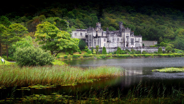 Картинка kylemore+abbey города -+католические+соборы +костелы +аббатства замок река лес