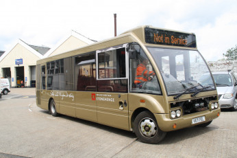 Картинка автомобили автобусы пассажирский транспорт