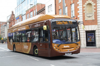 Картинка автомобили автобусы пассажирский транспорт