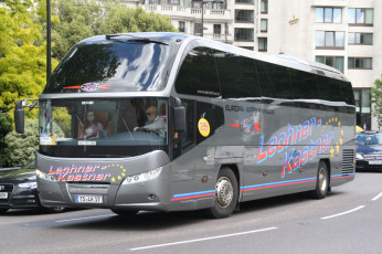 Картинка автомобили автобусы пассажирский транспорт