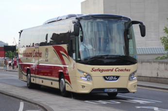 Картинка автомобили автобусы пассажирский транспорт