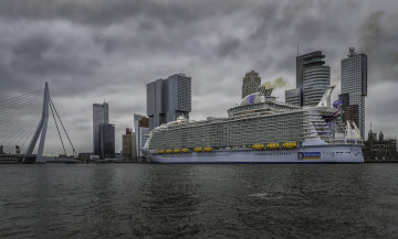 Картинка harmony+of+the+seas корабли лайнеры круиз лайнер