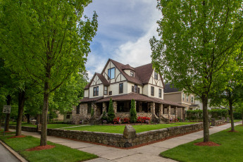 Картинка города -+здания +дома дом загородный