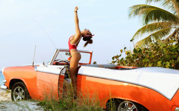 обоя автомобили, -авто с девушками, автомобиль, взгляд, фон, девушка