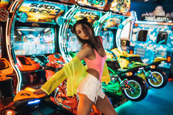 Картинка девушки -+брюнетки +шатенки девушка красивая супер секси няша нежная классная модница лапочка мадам