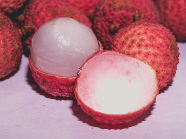 Обои картинки фото еда, личи, экзотический, фрукт