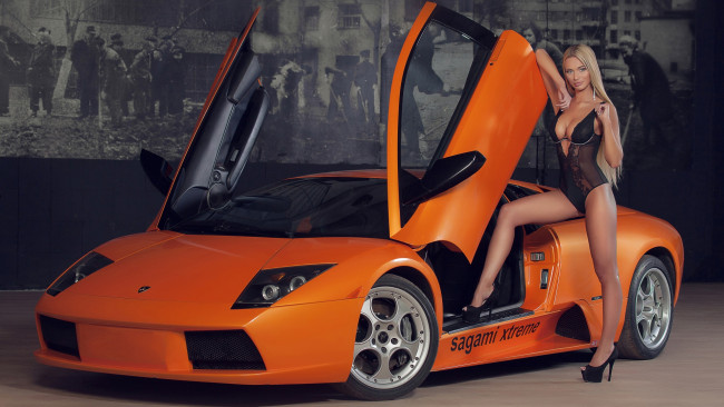 Обои картинки фото автомобили, -авто с девушками, lamborghini, murcielago