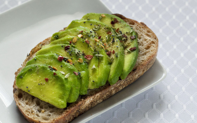 Обои картинки фото еда, бутерброды,  гамбургеры,  канапе, бутерброд, хлеб, авокадо