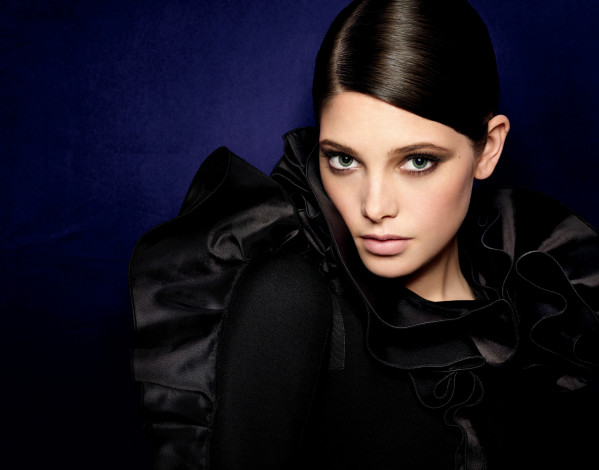 Обои картинки фото _Unsort -НЕ ВЫБИРАТЬ  , девушки, , не, выбирать, брюнетка, девушка, взгляд, актриса, воланы