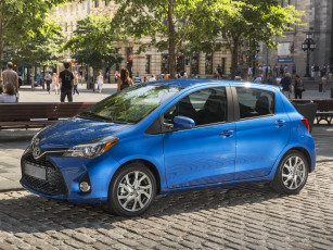 Картинка автомобили toyota 2015г yaris se 5-door us-spec синий